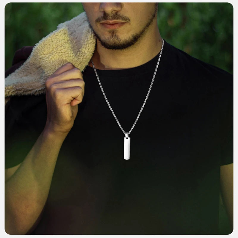 LINO Bar Necklace