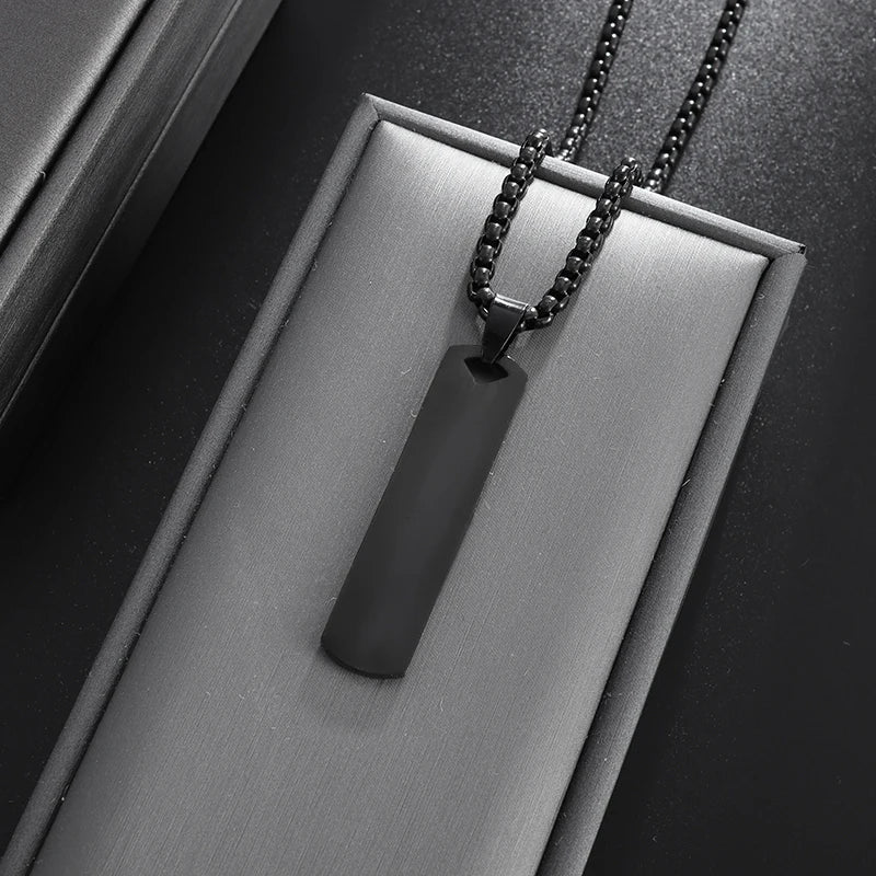 LINO Bar Necklace